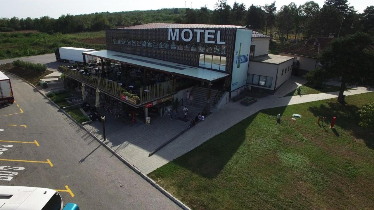 Motel Krnjevo エクステリア 写真